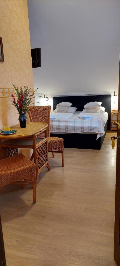 Bükkszék Forras Fogado Bed & Breakfast エクステリア 写真